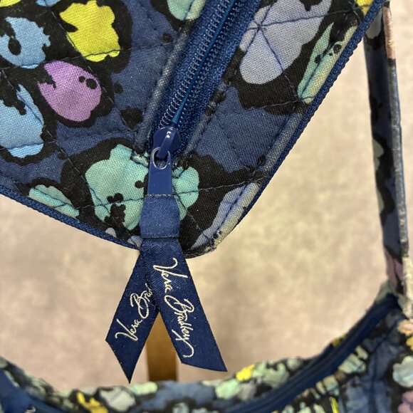 Vera Bradley Bag and Wristlet Set - Picture 14 of 16